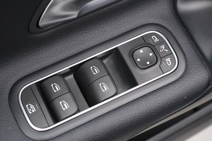 Mercedes-Benz Třídy A 2,0 D 85kW A180 CZ Virtual