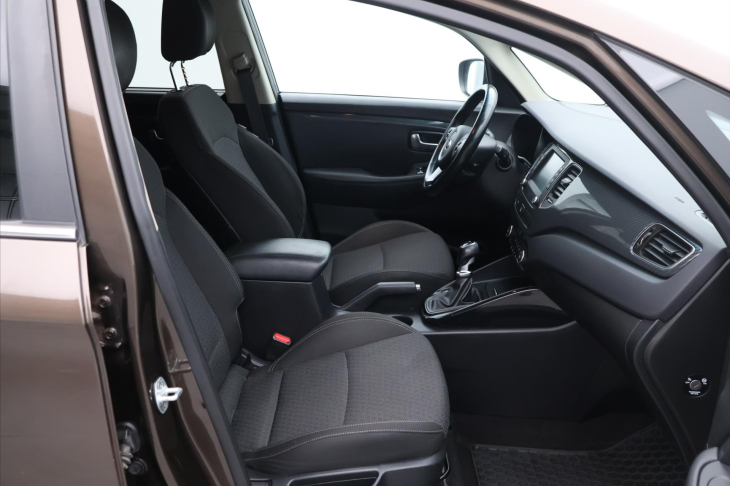 Kia Carens 1,7 CRDI 104kW Aut.klima