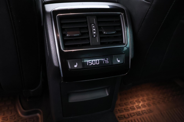 Škoda Superb 2,0 TDI 140kW CZ Style Plus