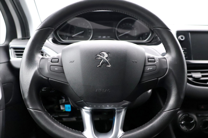 Peugeot 2008 1.2 PT 82k Active Pack 1.Maj