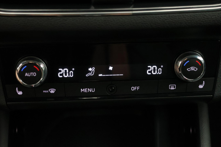 Škoda Kamiq 1,0 TSI 85kW Style DSG CZ