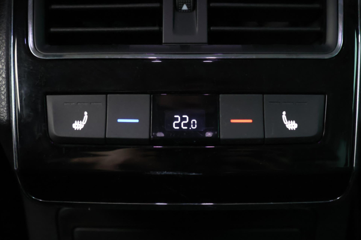 Škoda Superb 2,0 TDI 147kW 4x4 L&K DSG CZ DPH