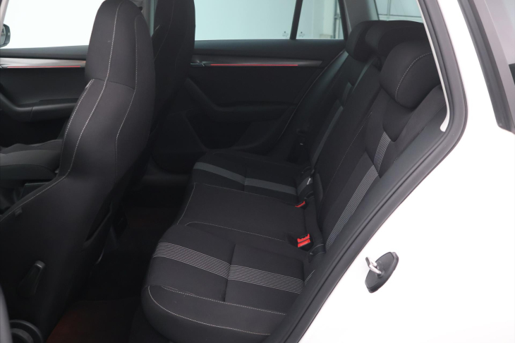 Škoda Octavia 1,5 TSI 110kW DSG Style LED
