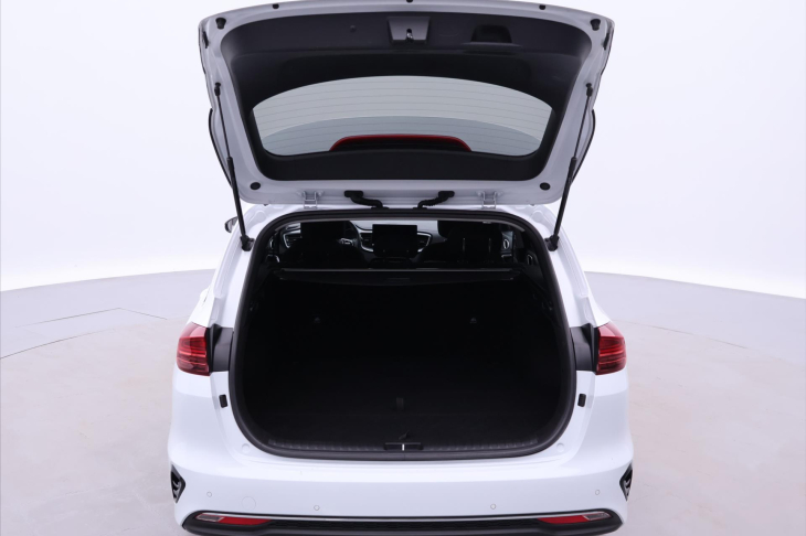 Kia Ceed 1,5 T-GDI 117kW Aut. CZ DPH