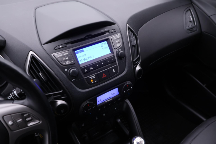 Hyundai ix35 2,0 CRDI 100kW Trikolor 4x4 CZ