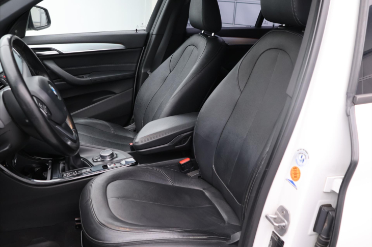 BMW X1 2,0 20d 140kW xDrive Kůže Navi