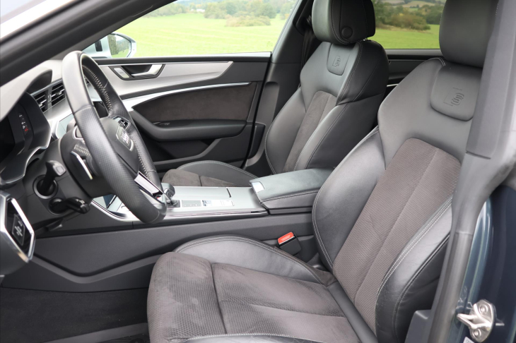 Audi A7 3,0 50TDI S-line Noční vidění