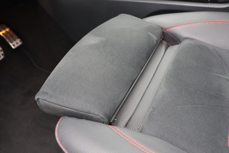 Mercedes-Benz GLB 2,0 200d 4MATIC AMG Premium