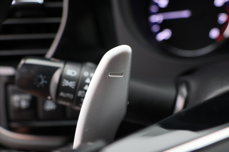 Mitsubishi Outlander 2,0 INTENSE MIVEC 110kW CVT 2WD