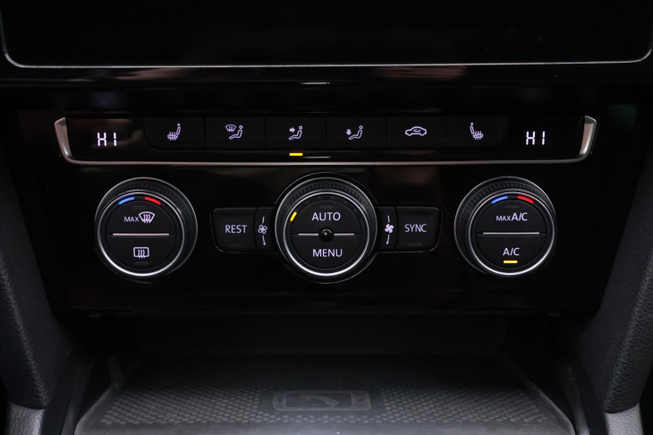 Volkswagen Passat 2,0 TDI 140kW DSG 4M Alltrack