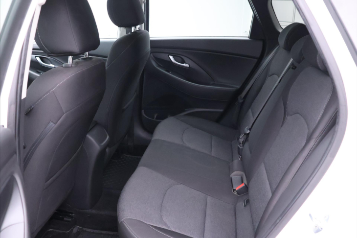 Hyundai i30 1,5 T-GDI 118kW Family Smart