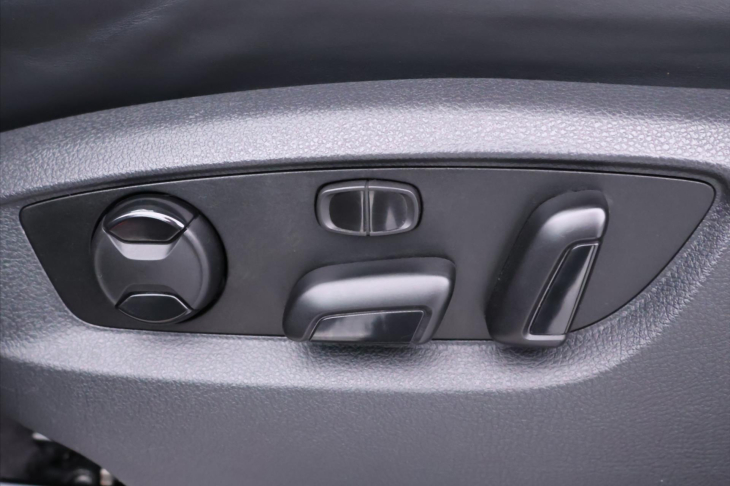 Volkswagen Touareg 4,2 V8 TDI 250 KW 4x4 KLIMA