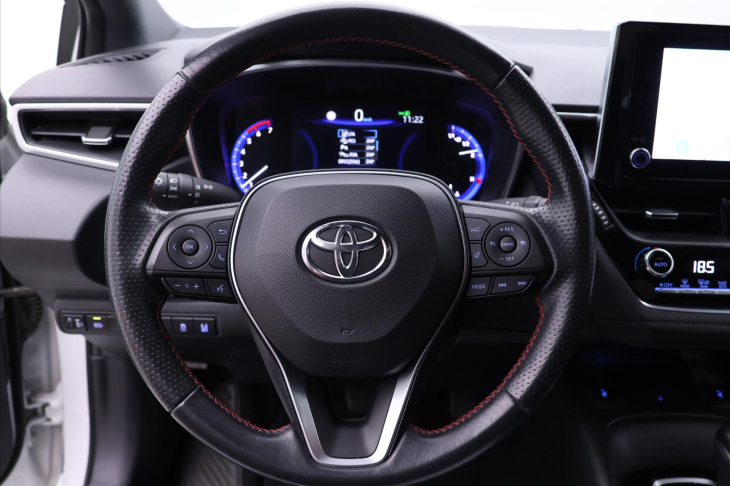 Toyota Corolla 1,8 Hybrid e-CVT 1.Maj DPH GR