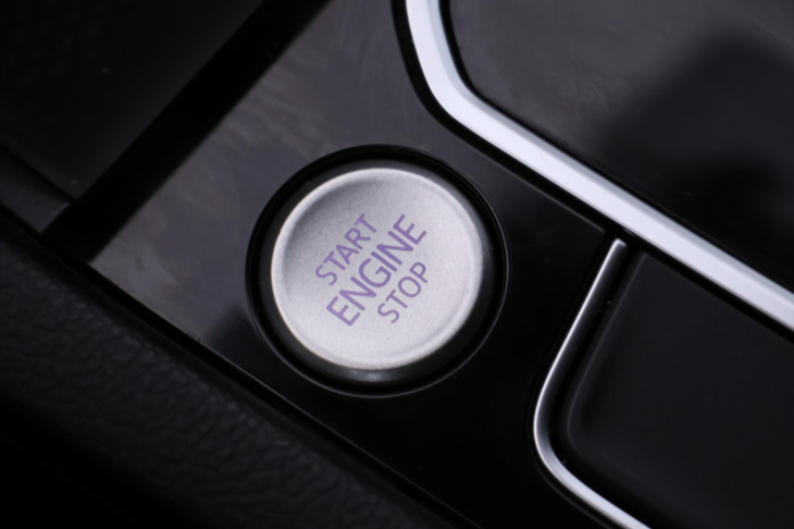 Volkswagen Passat 2,0 TDI 110kW DSG Matrix DPH