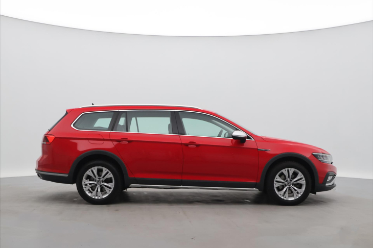 Volkswagen Passat 2,0 TDI 147kW DSG Alltrack CZ