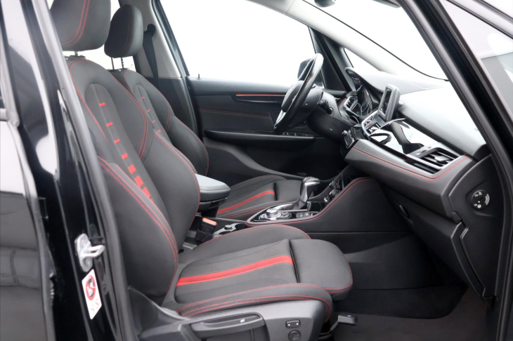 BMW Řada 2 2,0 218d Aut GrandTourer 7Míst