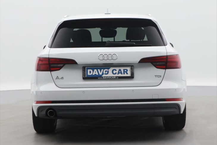 Audi A4 2,0 TDI 110kW Aut. S-line CZ