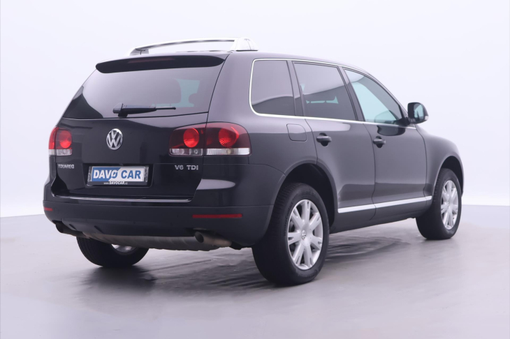 Volkswagen Touareg 3,0 TDi 176kW CZ 4M Serv.kniha