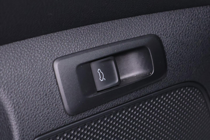 Škoda Karoq 2,0 TSI DSG Sportline 4x4 Pan