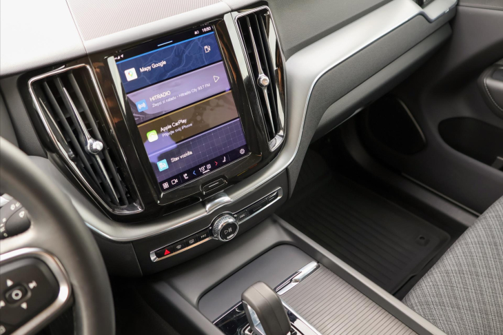 Volvo XC60 2,0 B5 183kW AWD Summum DPH