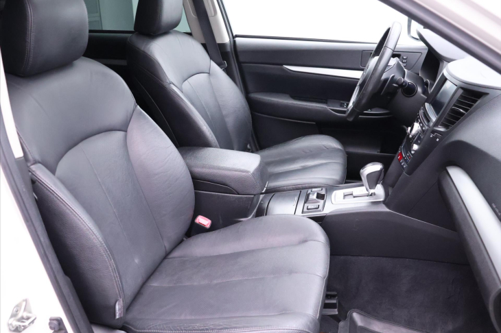 Subaru Outback 2,0 D 110kW Aut. 4X4 Kůže