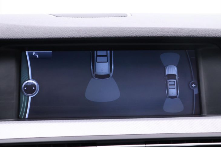 BMW Řada 5 2,0 520d 135kwPanorama Navi