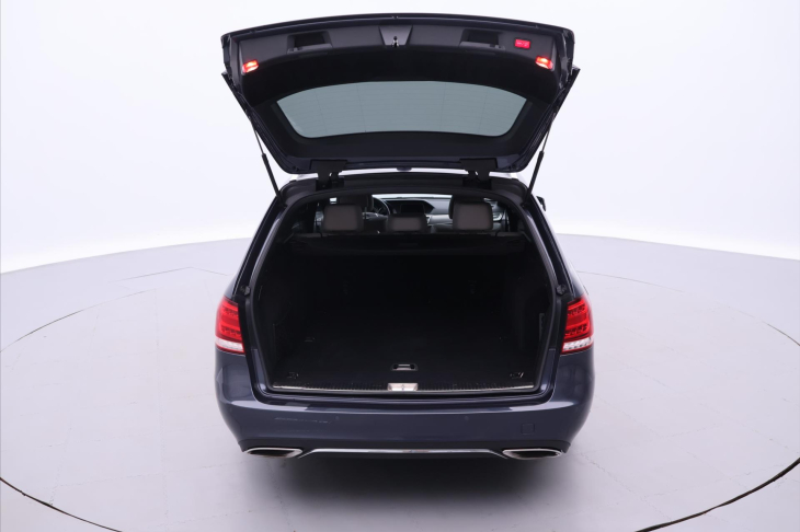Mercedes-Benz Třídy E 3,0 350 BlueTEC 185kW Avantgarde