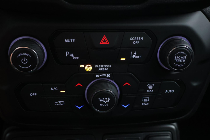 Jeep Renegade 2,0 MJET 4WD Automat Beats