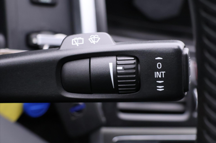 Volvo XC60 2,4 D5 151kW AWD Kinetic CZ