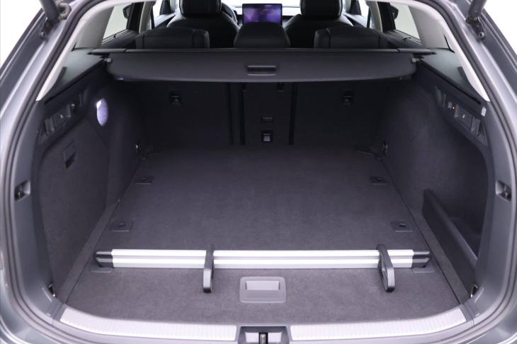 Škoda Superb 2,0 TDI DSG Laurin&Klement DPH