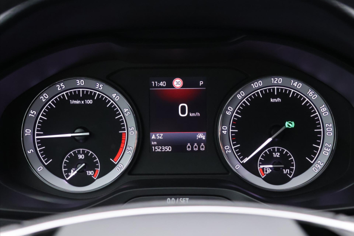 Škoda Karoq 2,0 TDI 85kW DSG Clever LED