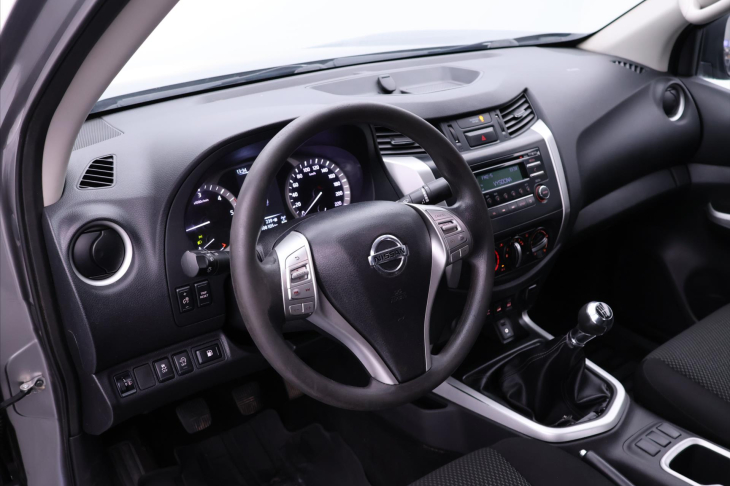 Nissan Navara 2,3 dCi 120kW King Cab CZ DPH