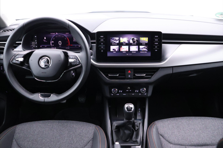 Škoda Kamiq 1,0 TSI Clever Virtual Navi DPH