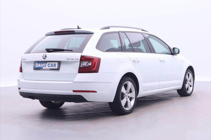 Škoda Octavia 1,6 TDI Clever Navi LED