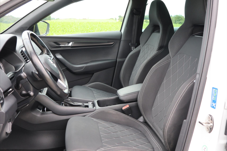 Škoda Karoq 2,0 TDI DSG 4x4 Sportline LED