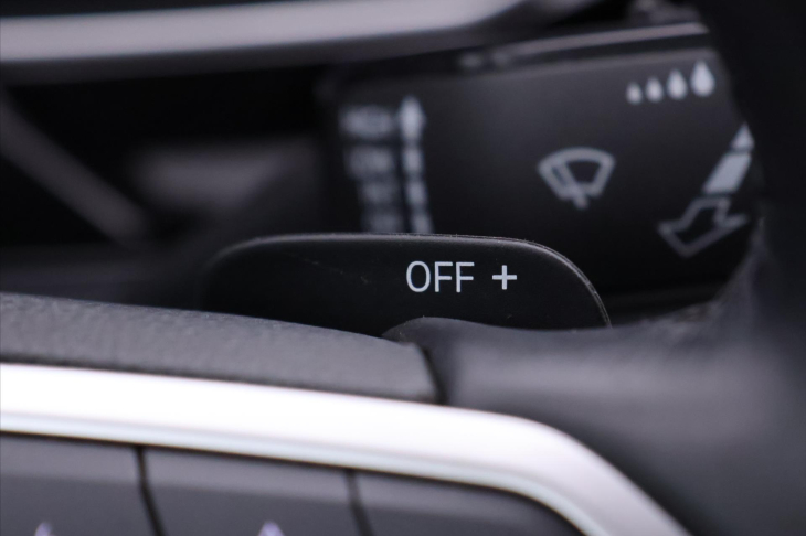 Volkswagen Taigo 1,5 TSI 110kW DSG R-line DPH