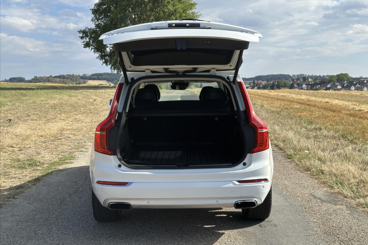 Volvo XC90 2,0 D 165 kW Inscription CZ