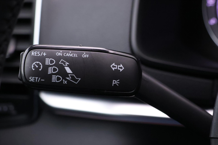 Škoda Karoq 2,0 TDI 85kW DSG Clever LED