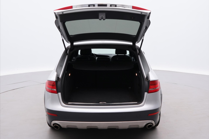 Audi A4 Allroad 3,0 TDI 176kW Aut quattro Kůže