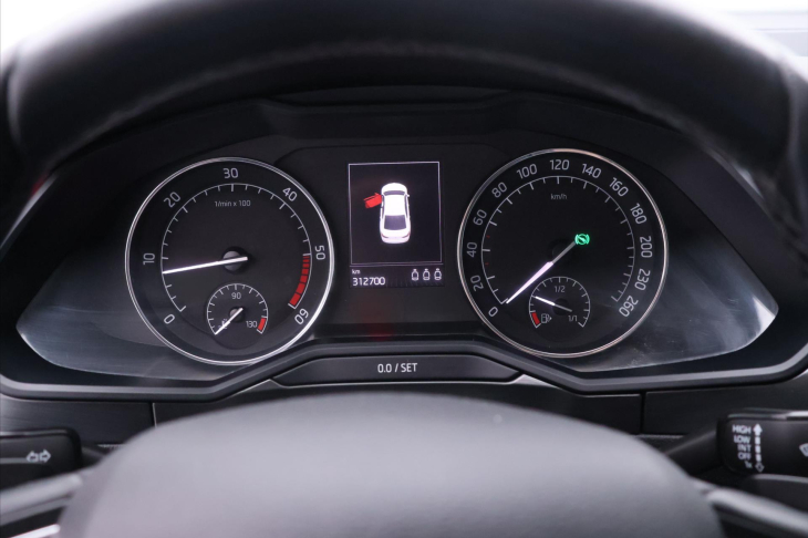 Škoda Superb 2,0 TDI 140kW DSG Style Plus