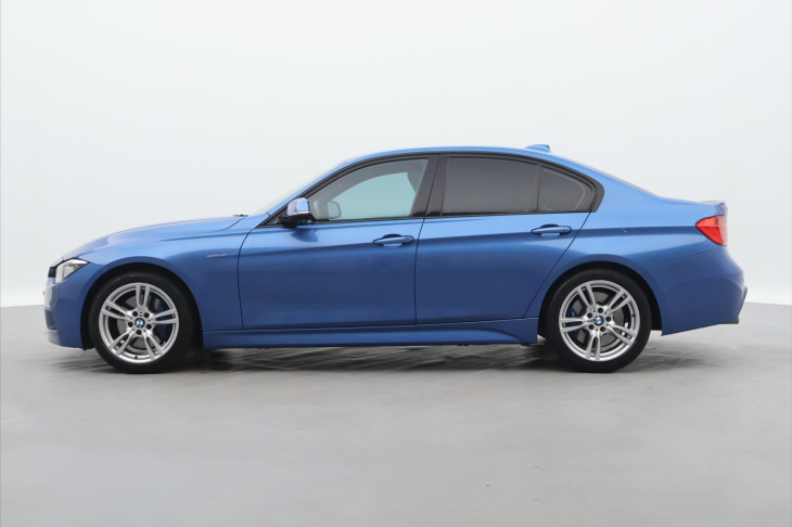 BMW Řada 3 2,0 320d 135 kW CZ M Paket