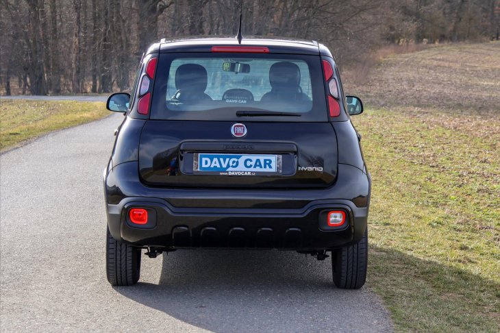 Fiat Panda 1,0 i Hybrid Cross Klima DPH
