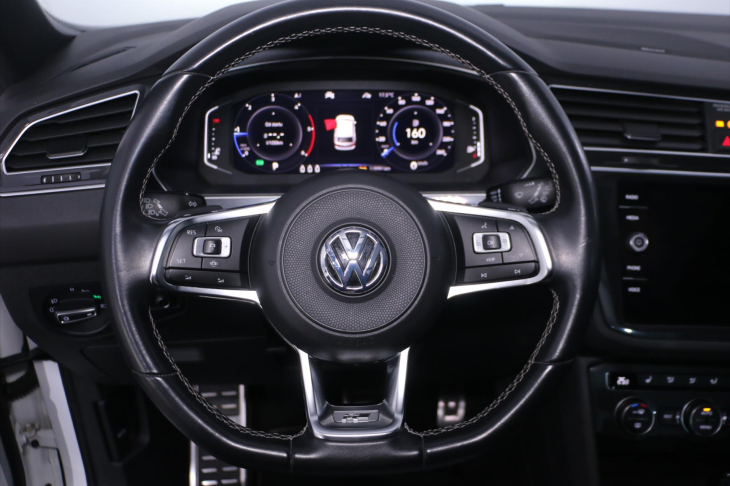 Volkswagen Tiguan 2,0 TDI 176kW R-Line Panorama
