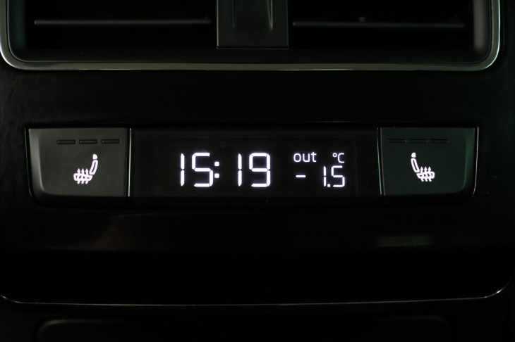 Škoda Superb 2,0 TSI 140 kW L&K DSG CZ DPH