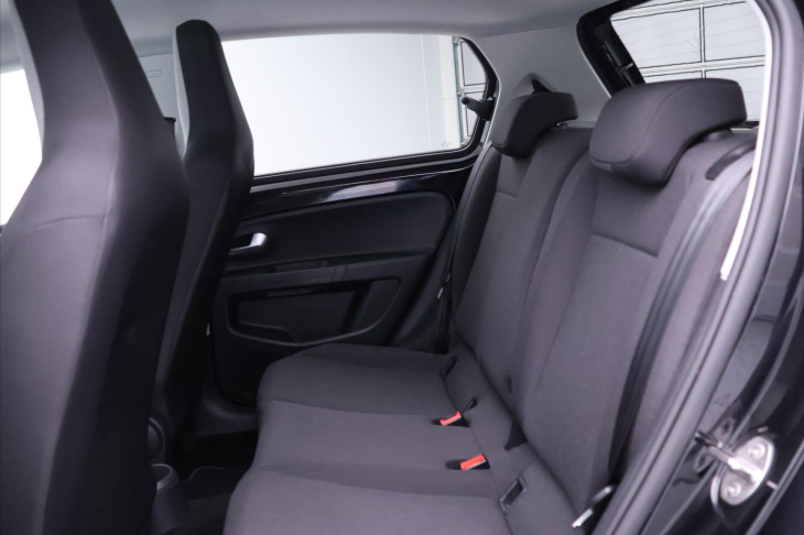 Volkswagen e-up! 61kW DPH 1. Maj DPH Kamera