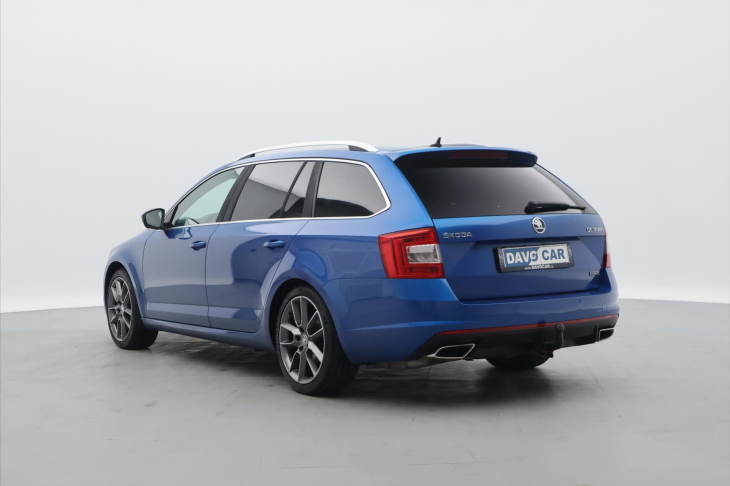 Škoda Octavia 2,0 TDI 135kW Webasto Tažné RS
