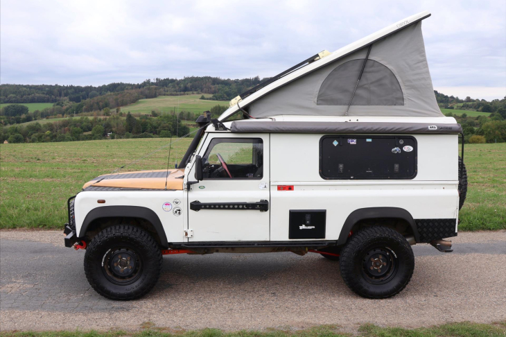 Land Rover Defender 2,5 110 Hard Top