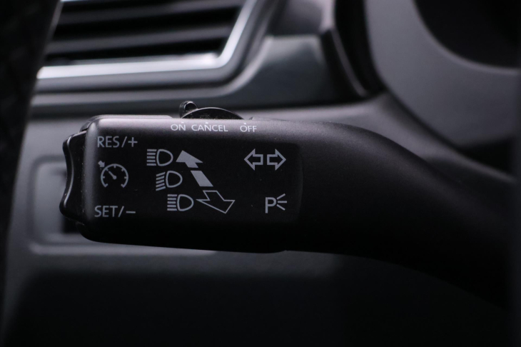 Škoda Rapid 1,4 TSI 90kW DSG Elegance Xenon