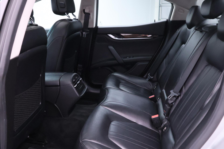 Maserati Ghibli 3,0 i 302kw 4X4 Q4