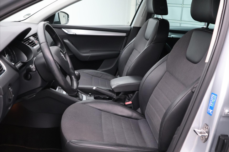 Škoda Octavia 1,4 TSI 103kW Elegance+ Xenon